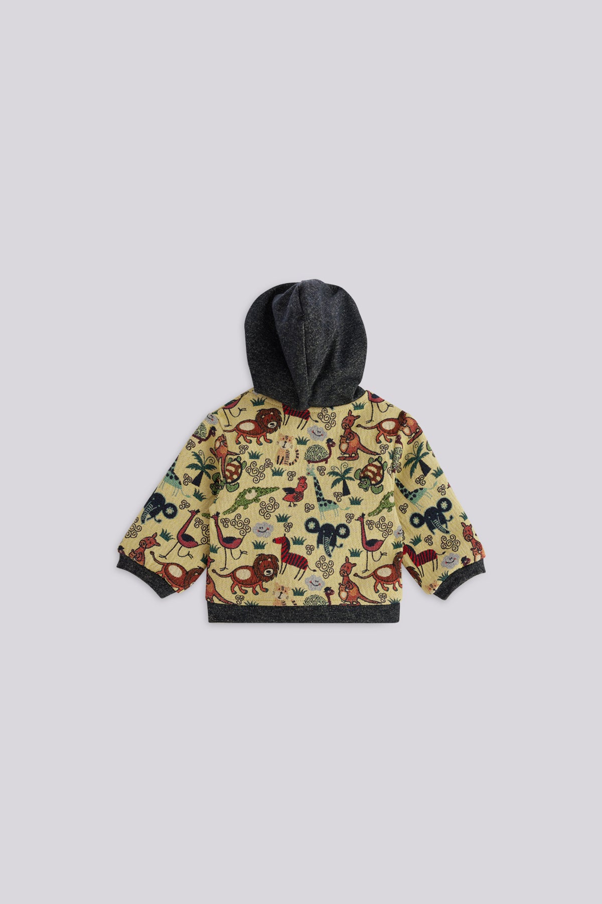 بلوزة رياضية منقوشة للأولاد الصغار