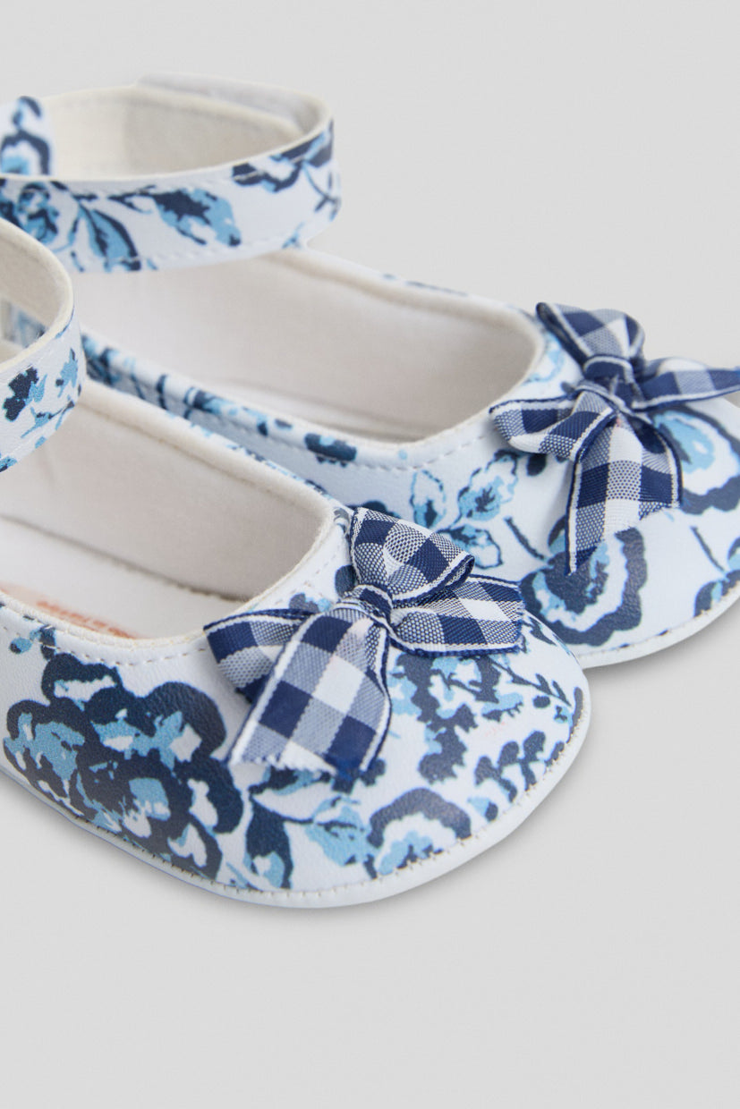 Baby Girl Patterned Bootees