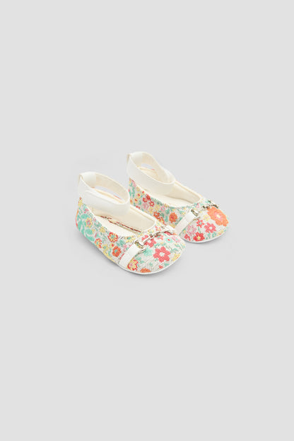Baby Girl Patterned Bootees