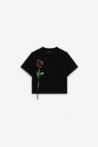 بلوزة سوداء للبنات