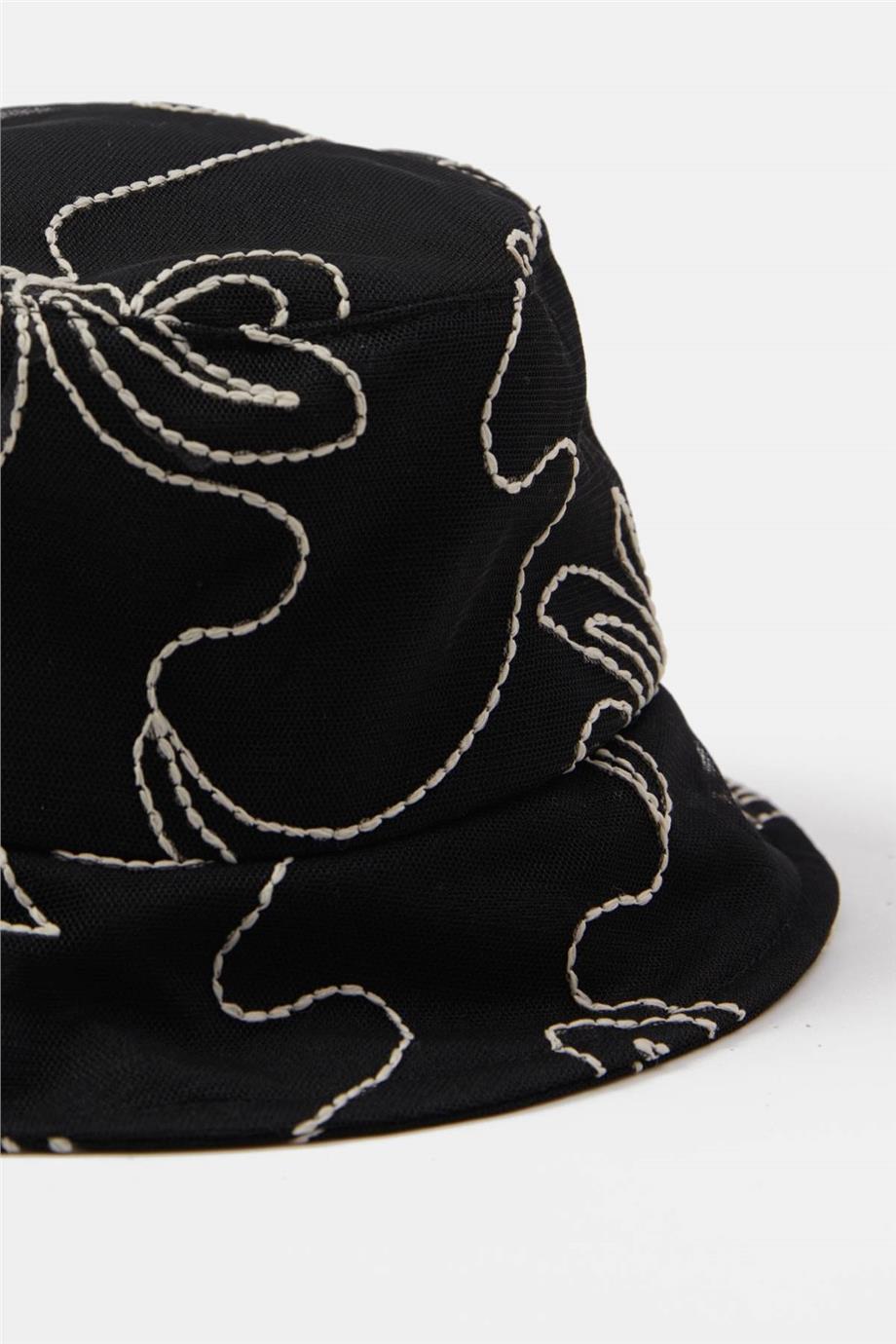 Girl Black Hat - BgStore