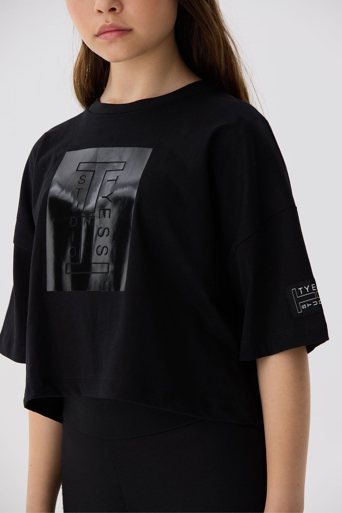 Girl Black T-Shirt - BgStore
